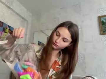 Live Cams Crystalstipp, 18 yrs - Chaturbate Live