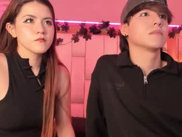 Live Cams Daphne_and_roger, 19 yrs - Chaturbate Live