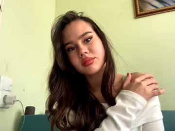 Live Cams Elenemiyose, 18 yrs - Chaturbate Live