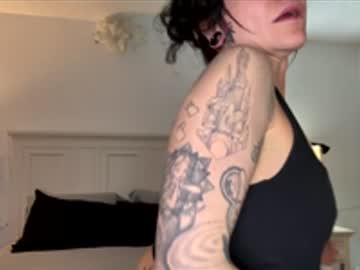 Live Milf Emilietreez – Hot Milf Cams
