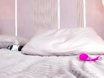 Live Feet Fetish Performer Eva_layn, 27 yrs - Ted's Cam Directory