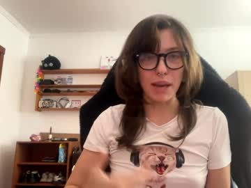 Live cam boy Faintpeach, 19 yrs – Hot Male Cams