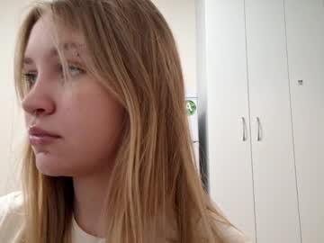 Live cam boy Flowflirtx, 18 yrs – Hot Male Cams