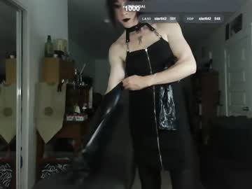 Live Feet Fetish Performer Goblinguurl, 29 yrs - Ted's Cam Directory
