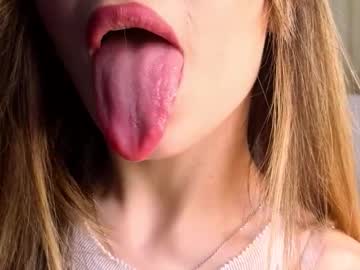 Live Cams Holayoula, 20 yrs - Chaturbate Live