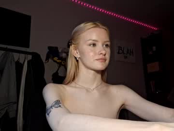 Live Cams Ilianamessersmith, 19 yrs - Chaturbate Live