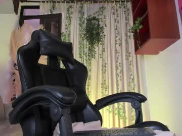 Live cam boy Juliensaint_, 22 yrs – Hot Male Cams