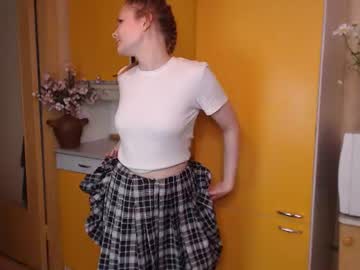Live cam boy Lily_timid, 18 yrs – Hot Male Cams