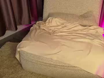 Live cam boy Niaglow, 20 yrs – Hot Male Cams
