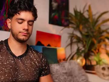Live cam boy Noha_miler, 25 yrs – Hot Male Cams