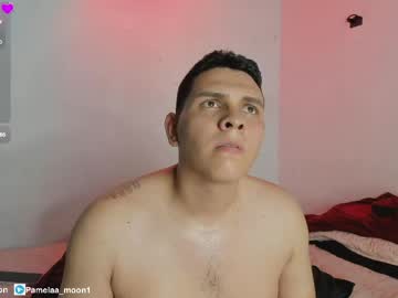 Live cam boy Pamelaa_moon, 20 yrs – Hot Male Cams