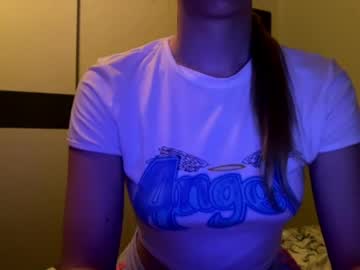Live Cams Pearlinesilfies, 18 yrs - Chaturbate Live