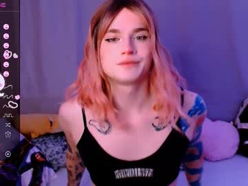 Ryuu_sun, Trans Cam Model, 23 yrs – Live Shemale Cams on Ted's