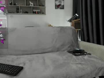 Live Feet Fetish Performer Silverfoxxxxy, 23 yrs - Ted's Cam Directory