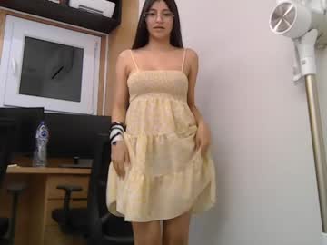 Live cam boy The_emely, 18 yrs – Hot Male Cams