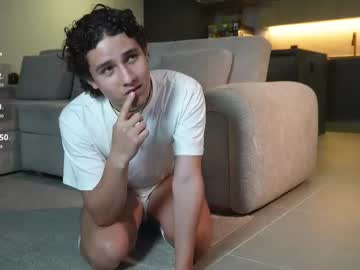 Live Cams Theohawke_, 20 yrs - Chaturbate Live