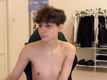 Live cam boy Thomas617826, 18 yrs – Hot Male Cams