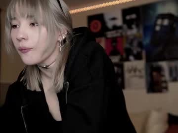 Live cam boy Traharaaa, 20 yrs – Hot Male Cams