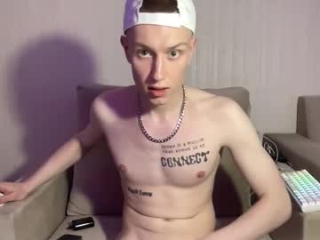 Live cam boy Travis_gracile, 18 yrs – Hot Male Cams