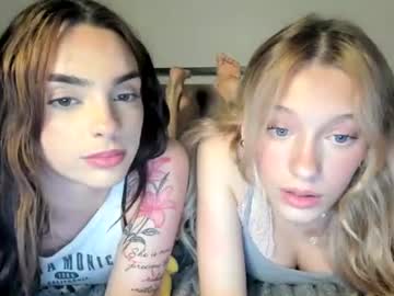 Live cam boy Urlunababy, 20 yrs – Hot Male Cams