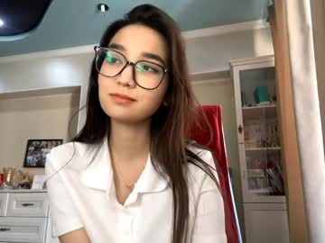 Live cam boy Yunsylney, 18 yrs – Hot Male Cams